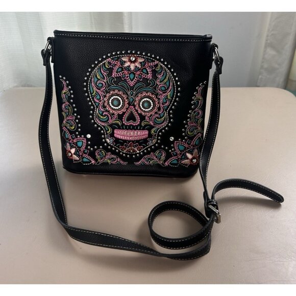Montana West Sugar Skull Collection Black Conceal Carry Crossbody Embroidered - Picture 1 of 15